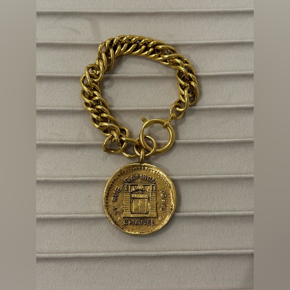 Vintage Chanel 31 Rue Cambon Medallion Bracelet